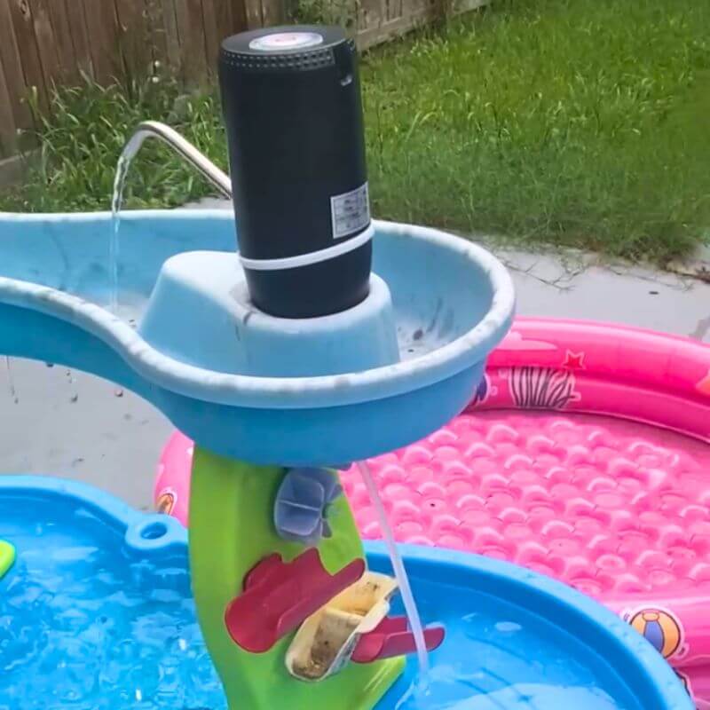 water table with pump for continuous water flow