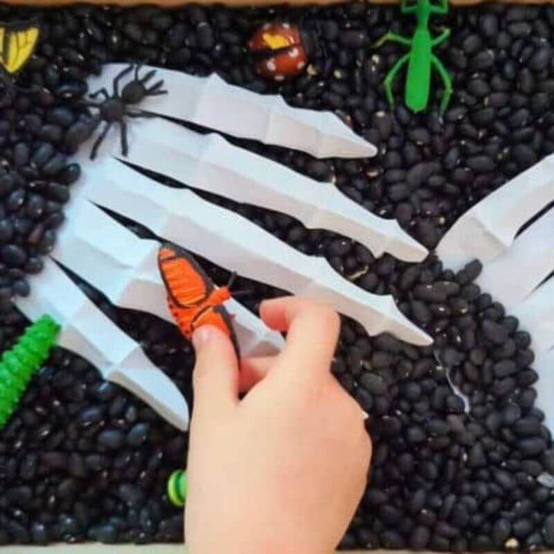 skeleton handprint craft